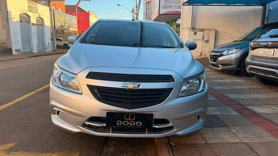 CHEVROLET ONIX 1.0 MPFI JOY 8V FLEX 4P MANUAL CHEVROLET ONIX 1.0 MPFI JOY 8V FLEX 4P MANUAL